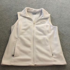 Columbia vest